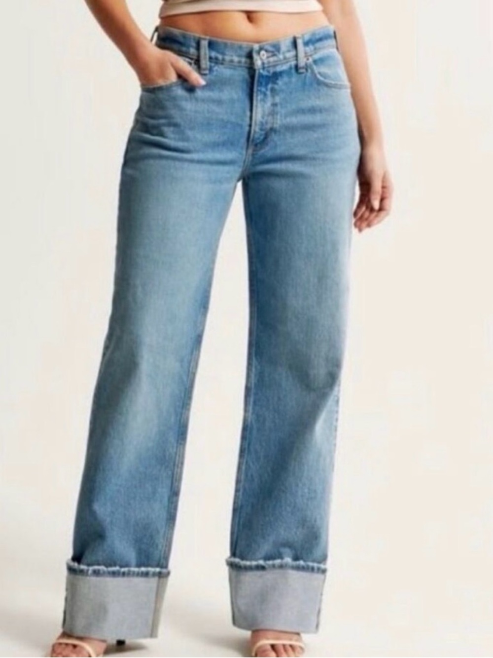 Abercrombie & Fitch Curve Love The Baggy Jean Mid Rise Size 28/6S